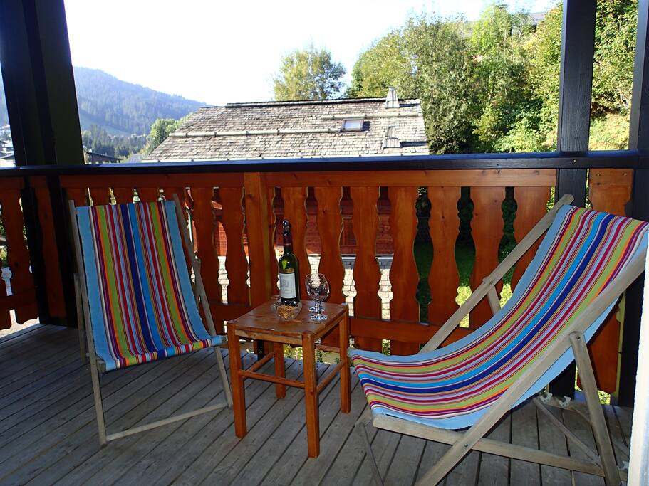 Sunny balcony looking towards the ski slopes.