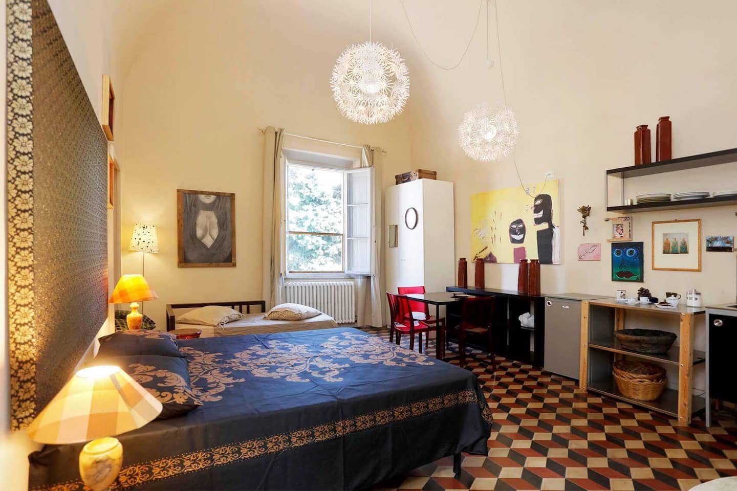 Cozy Studio Flat. Air Conditioner