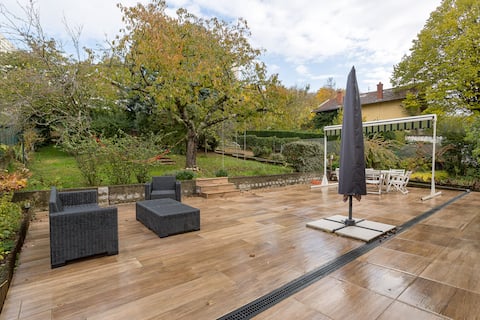 Peaceful oasis near Metro B – Lyon Sud Hospital.