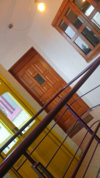 El balconcito para tomar un respiro antes de instalarte ......