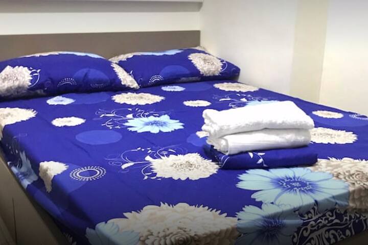 320 Cozy place at the Center of Metro Manila