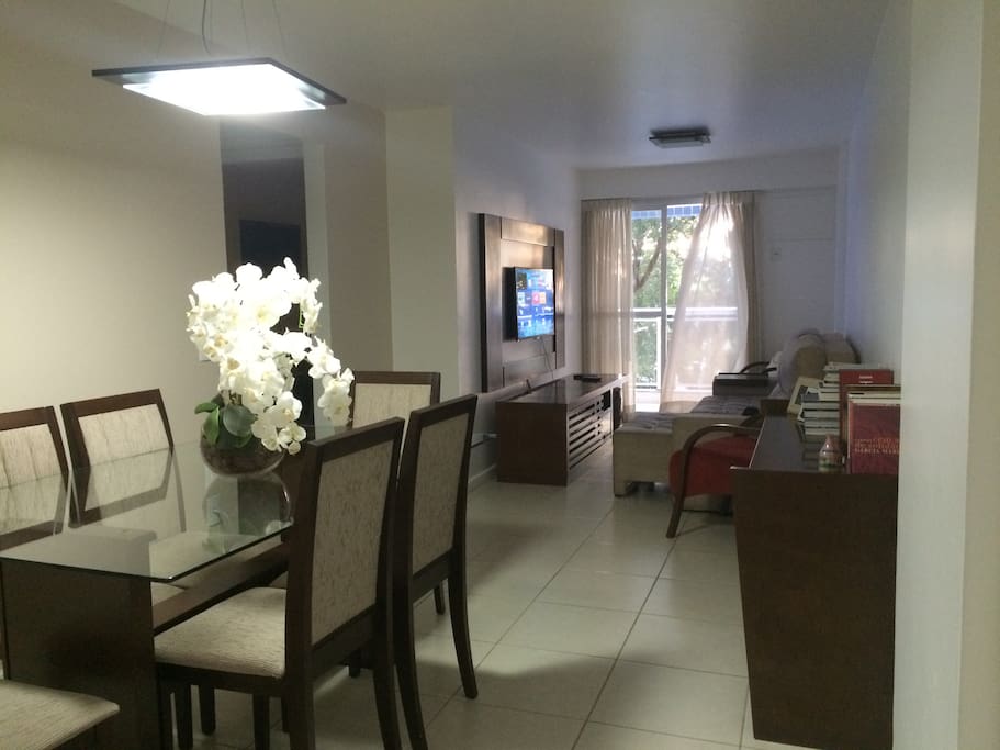 Dining area/living room