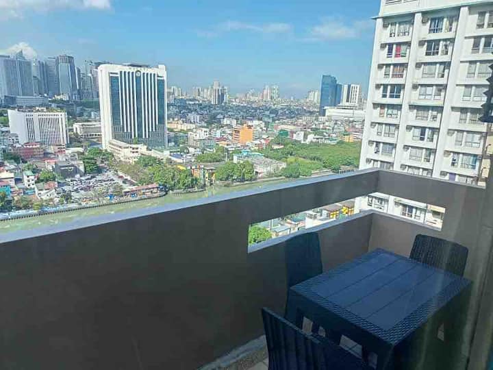 Casa Bella Penthouse At Tivoli Gardens - Makati