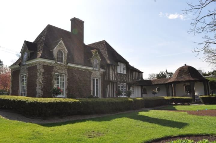 Le Petite Chateau Houses For Rent In Highland Park Illinois United States Le Petite Chateau Houses For Rent In Highland Park Illinois United States