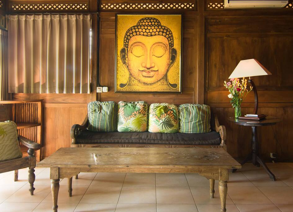 Our Joglo Ganesha Dua's sitting area...