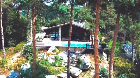 Two architect's houses in the forest, 50 km from Paris