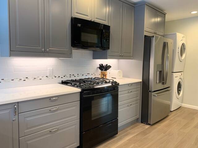 Victoria Park Oasis gallery image 5