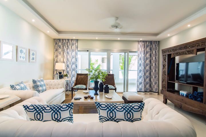 B203 Punta Cana Luxury Beach Apt 3 Bedroom Sleep 8