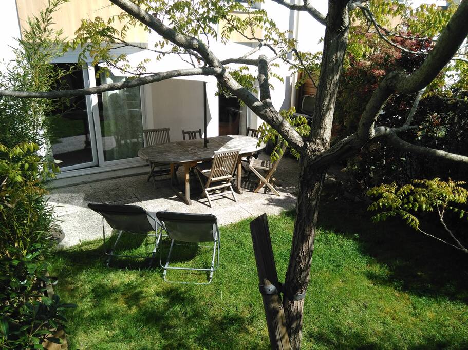 terrasse pour lire ou fumer avant le coucher