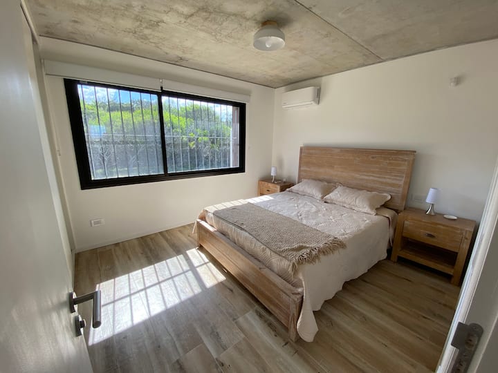 غرفة النوم الرئيسية