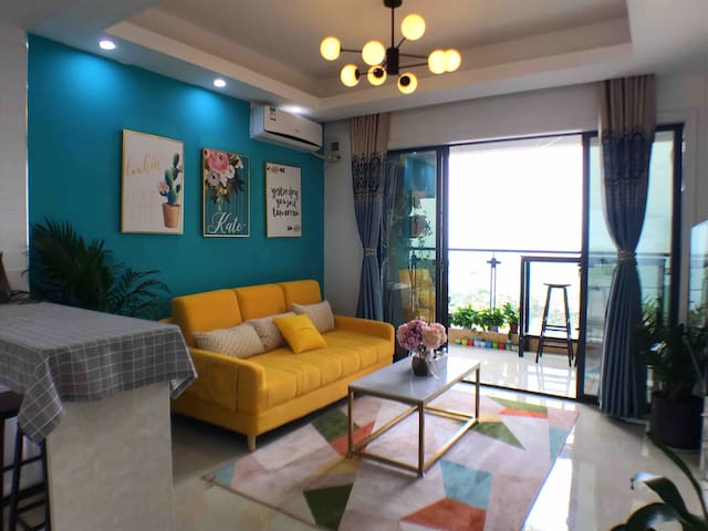 Mu Haiju ~ 21st floor high-rise large sea view room is awesome [Golden Beach·Old Street·Underwater World] Living room balcony room can see the sea ~ can cook