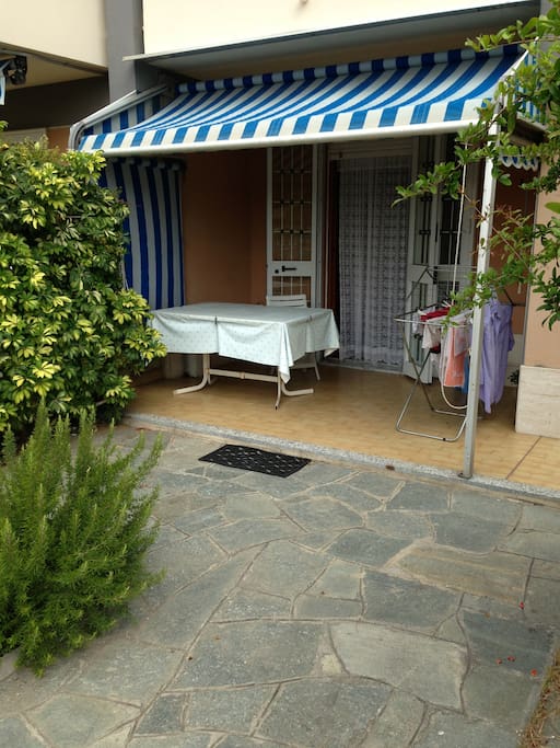 Veranda lato soggiorno, esposizione a sud