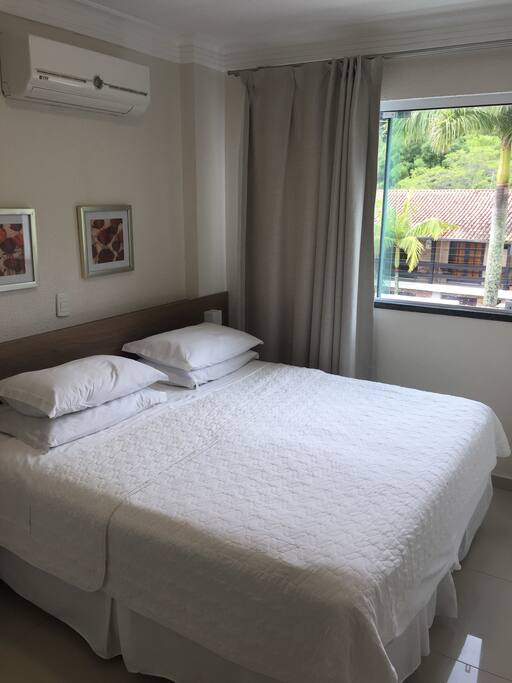 Quarto Casal