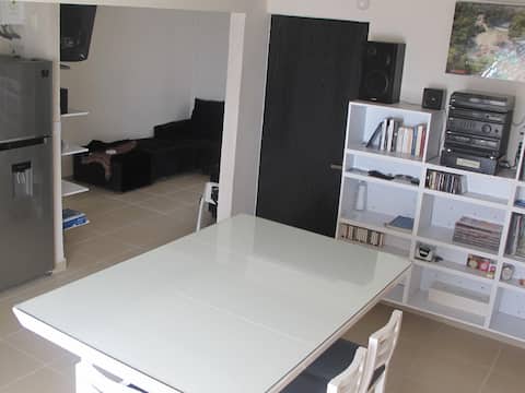 Full apartment 5 Min from VW plant