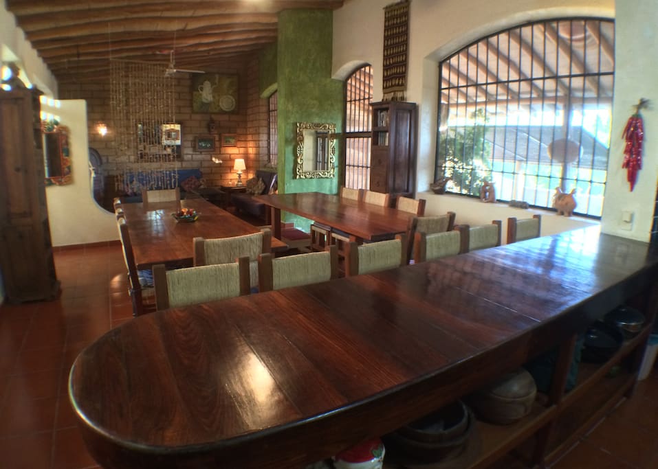 Dining area with view to livingroom