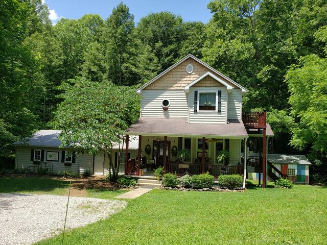 Airbnb Olive Hill Vacation Rentals Places To Stay