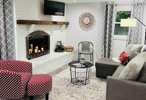 Peaceful Lancaster Retreat~pet friendly