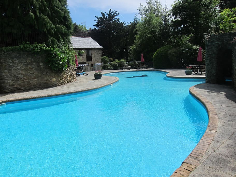 Hope Cottage, with swimming pools, South Devon Houses for Rent in