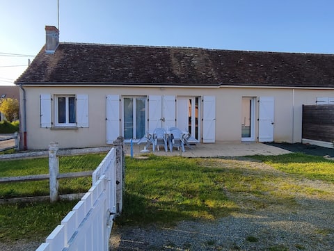 Very close to the European Horse Center and Le Mans.
