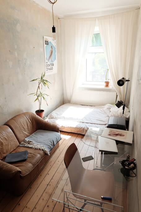room view from the entrance door