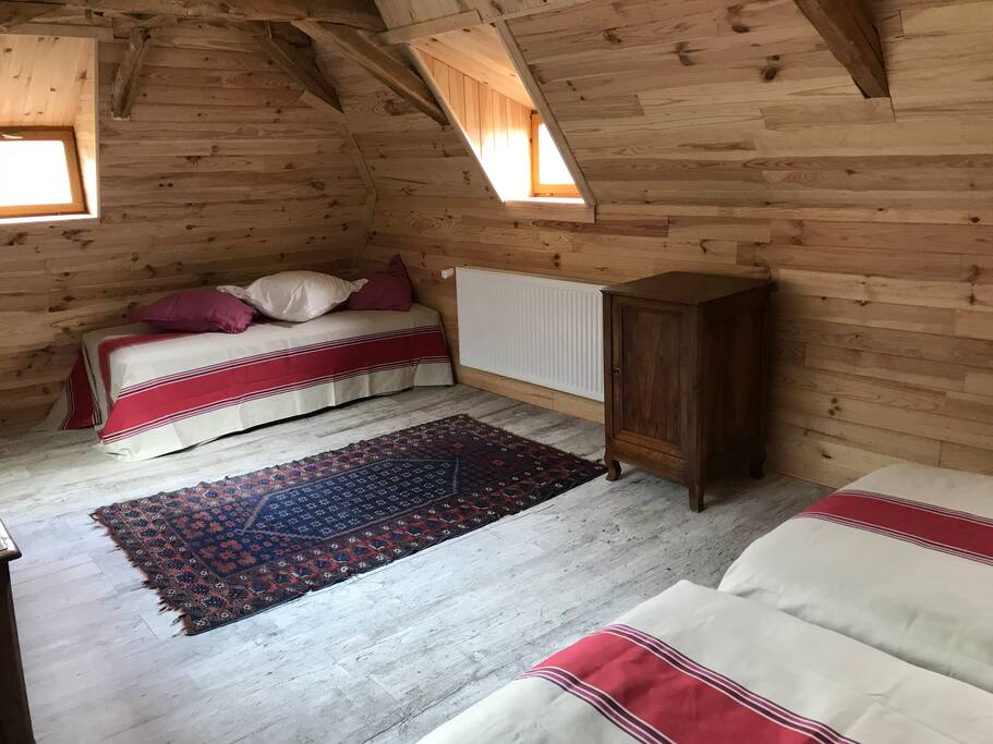 avec un lit supplémentaire si besoin.