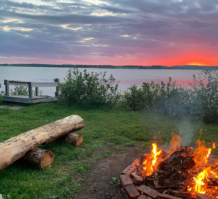 Your Island Getaway (10 minutes to Charlottetown!)