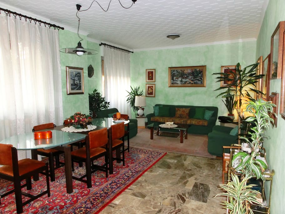 Salone