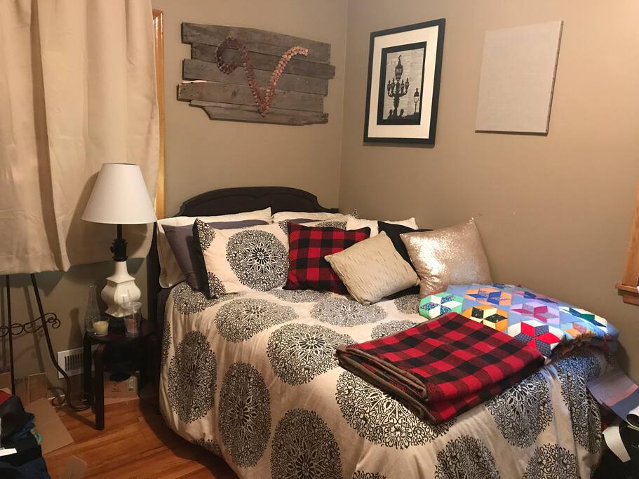 Second bedroom