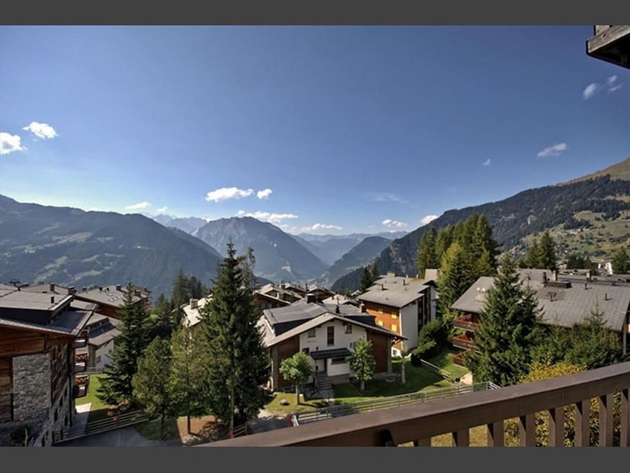 balcon sud-ouest / south-west balcony