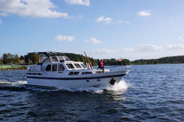 Ferienwohnungen Malow - Yacht "Ostara" - Waren (Müritz)