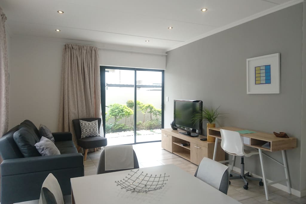 Open plan Lounge Diner