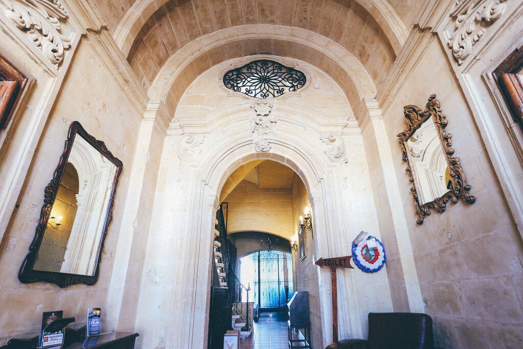 Point de vue entrance