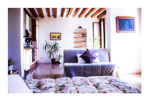 Proprietà Airbnb di successo: Giudecca Light Home a Venezia