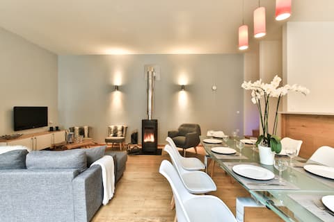 Spacious 4 bedroom in Chamonix centre