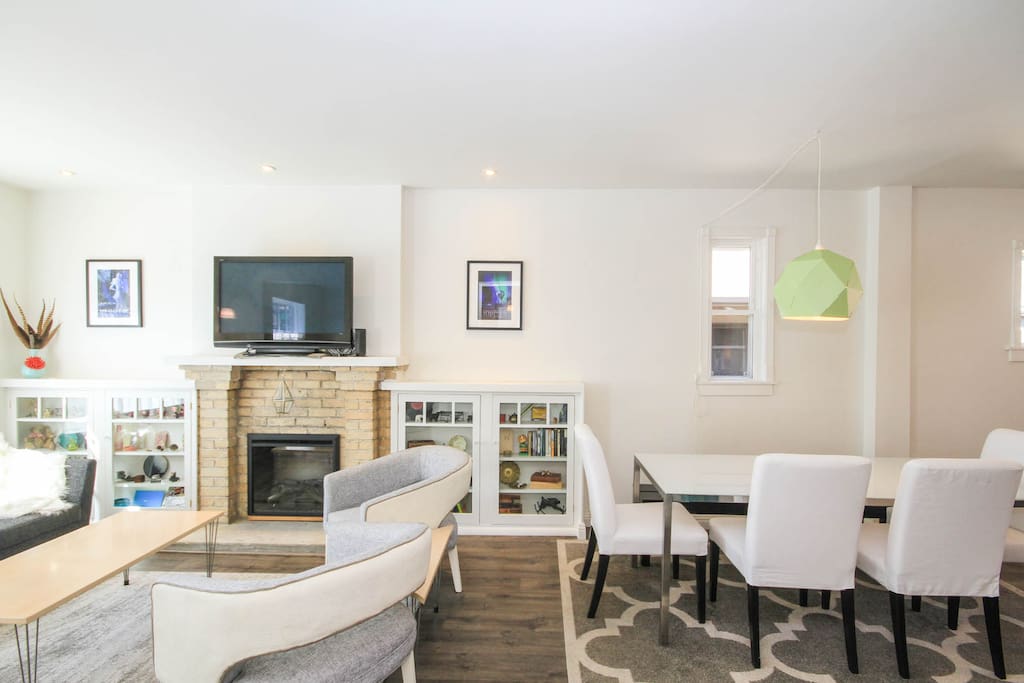 Open Concept Living/Dining Area