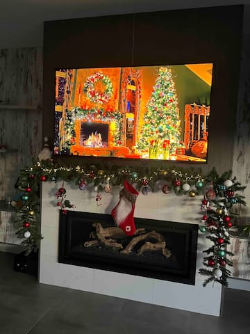 Melbourne cup, modern huge townhouse gallery image 2