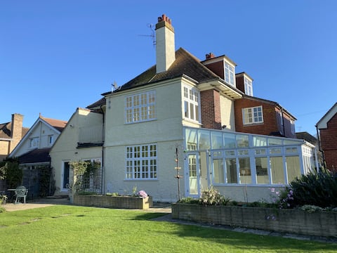 Seaside staycation, golf, special weekend ID74