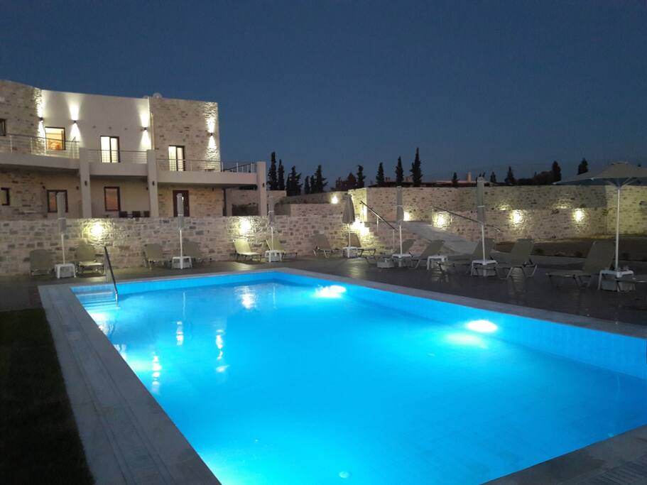 Orelia Cretan Deluxe Apartment 1 - The 78 sqm pool by night