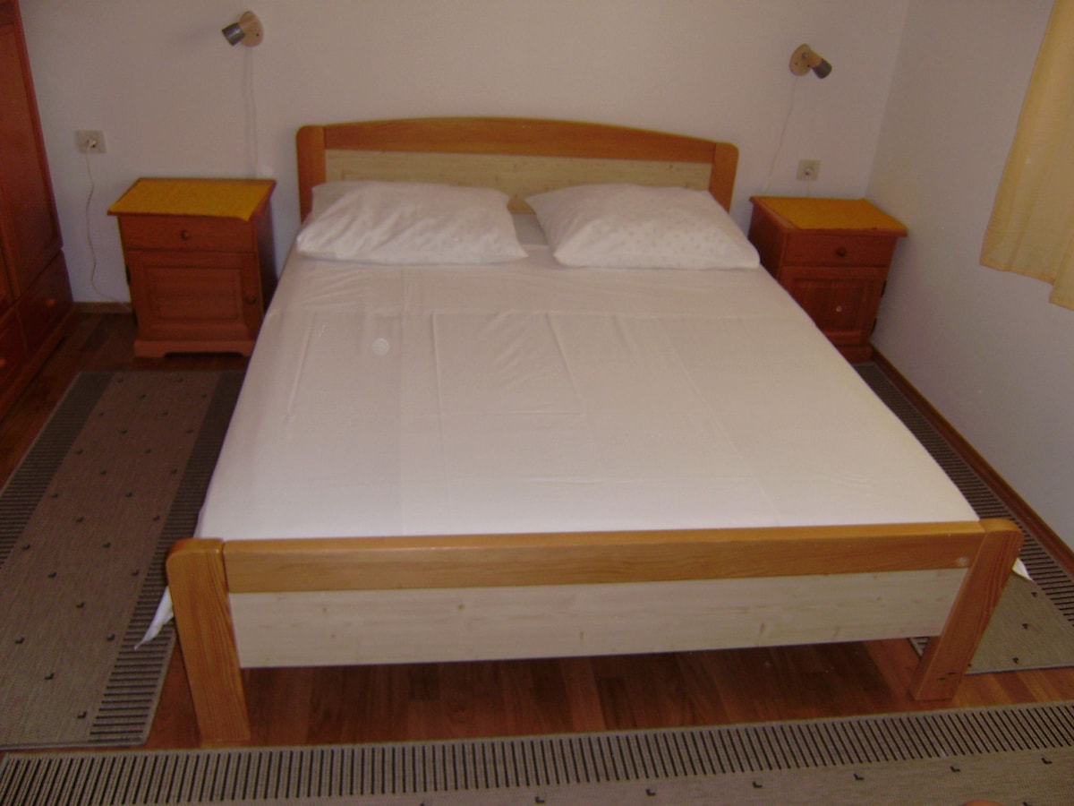 APP-Sunrise- sea view-for 6 people