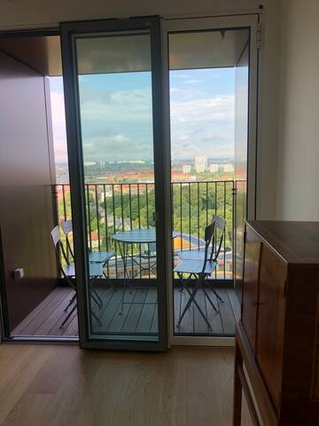 Amazing Views & Sunsets – Carlsberg District gallery image 3