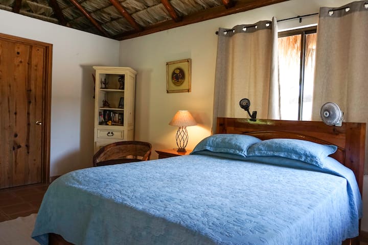 Casa Dos Palmas - CLOSE TO THE BEACH!