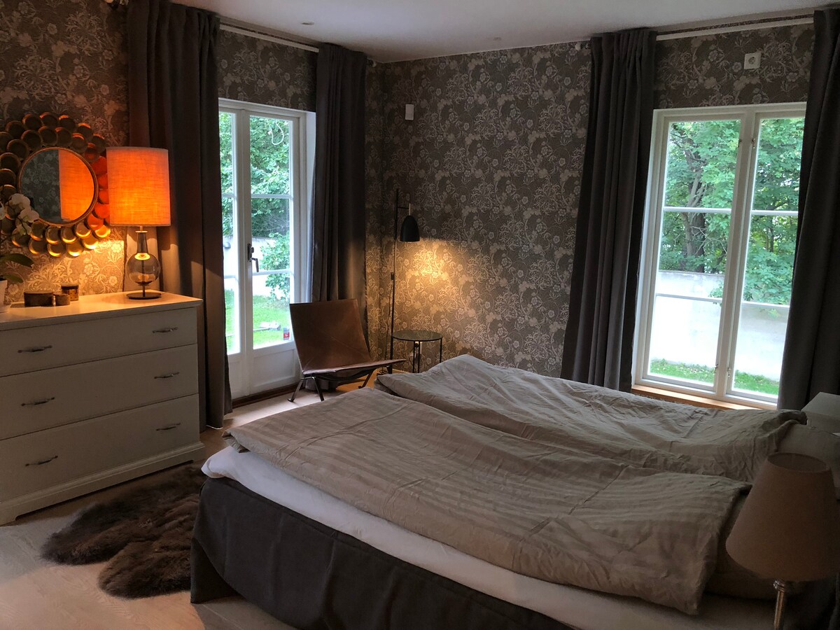 غرفة النوم 2، الطابق السفلي