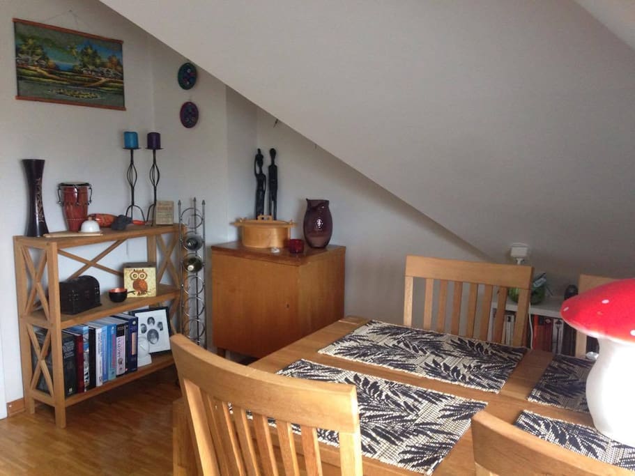 Dining table for 4 people