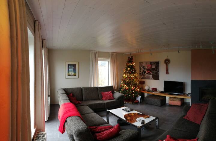 House 20 Persons With A Stunning Vieuw - La Roche-en-Ardenne
