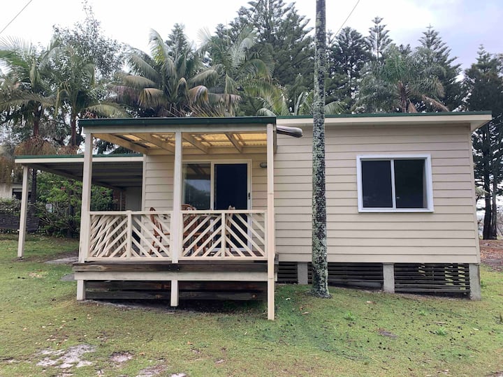 Kioloa Beach Cabin 11 Cabins for Rent in Kioloa, New South Wales