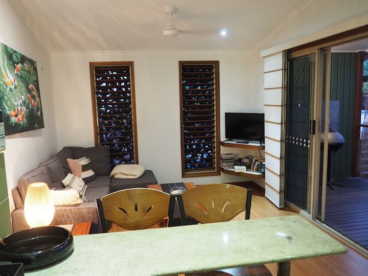 Cassawong Cottages Lorikeet 1 Bed Spa Houses for Rent in
