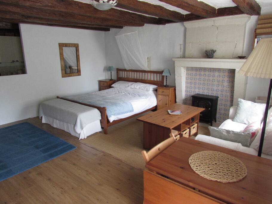 Le Ciel Bedroom