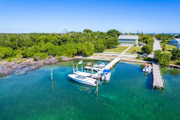Key Lime House on Black Sound with 100’ dock