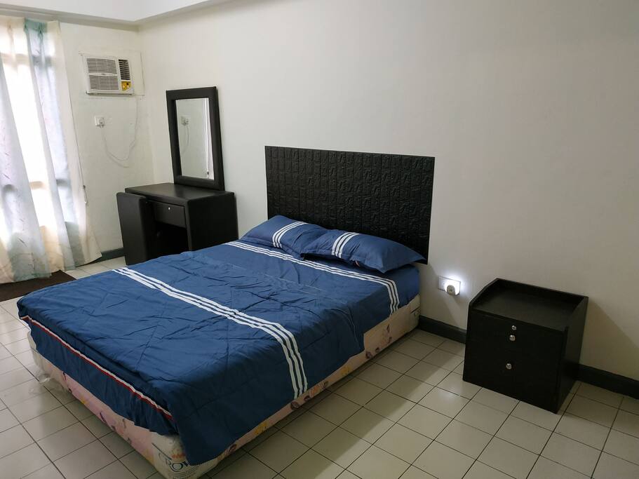 1st bedroom