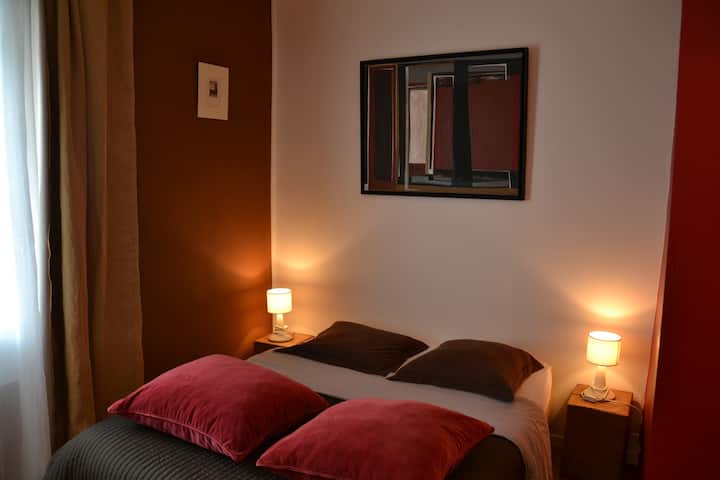 Წითელი ოთახი